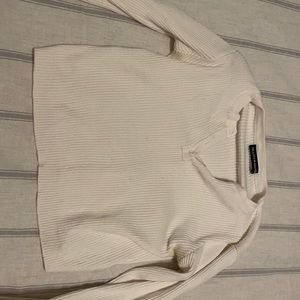 Brandy Melville sweater crop